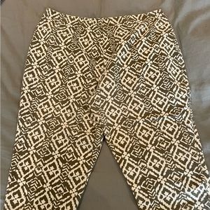 Women’s capri pants